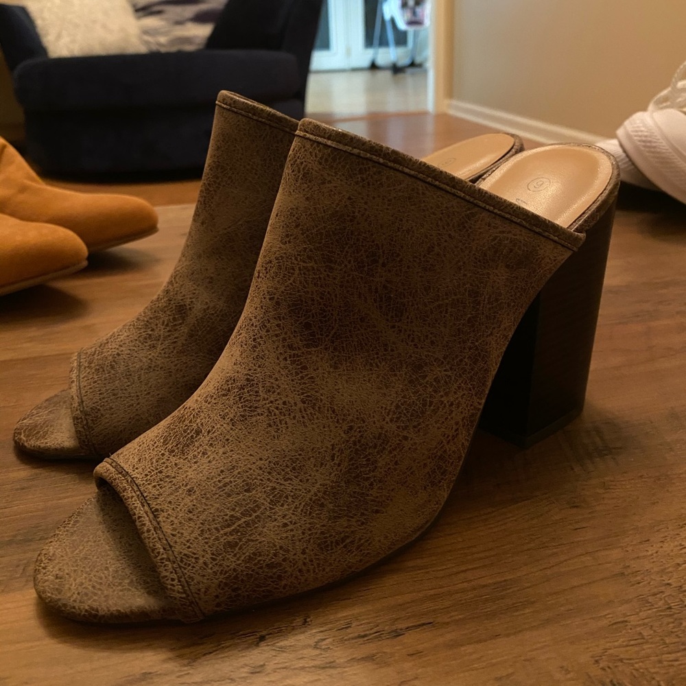 Wet Seal Heels NWOT